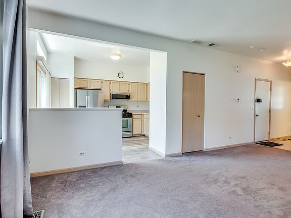 5th image of 1216 Arapaho Ct #1216