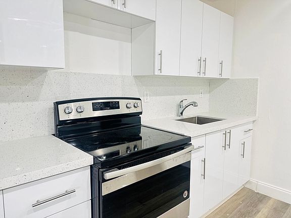 2nd image of 1600 NW 7th Ct APT 105