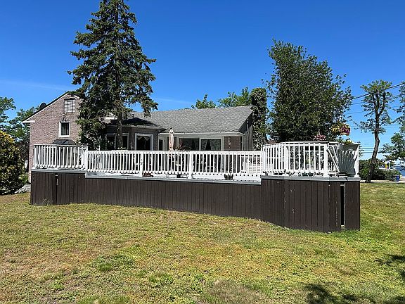 2nd image of 13 Westland Dr