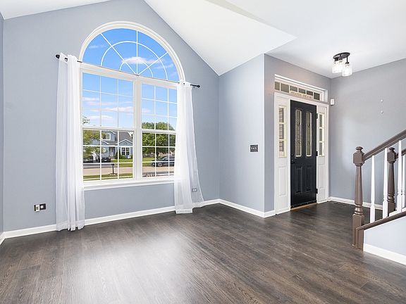 2nd image of 1800 Westbrook Ct