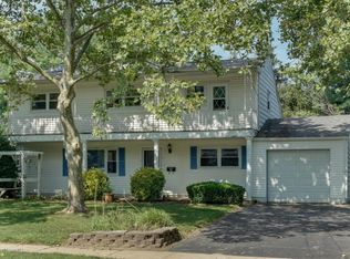 416 Harmony Rd, Middletown, NJ 07748