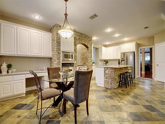 5th image of 10019 Silver Mountain Dr