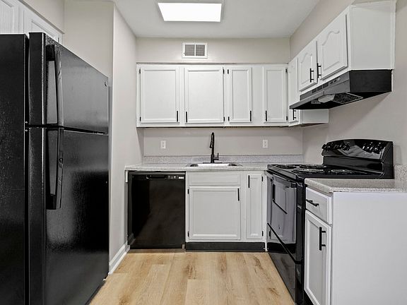 2nd image of 5500 Pleasant Hill Cir #461E