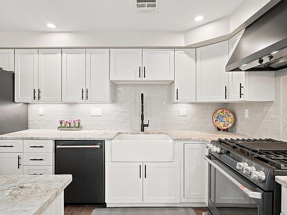 5th image of 60 Whittier Meadows Dr Unit 60