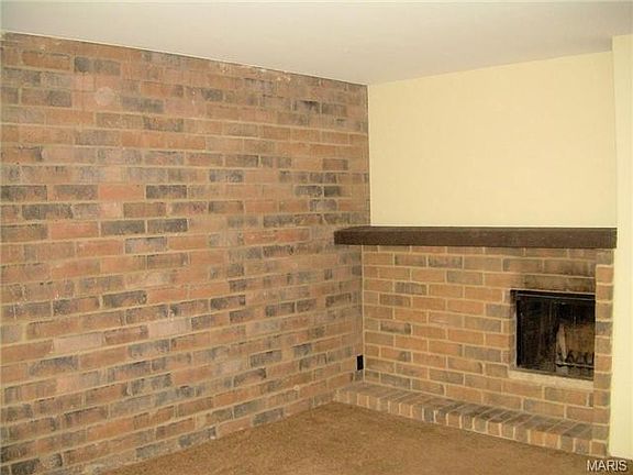 2nd image of 663 Coeur De Royale Dr APT A
