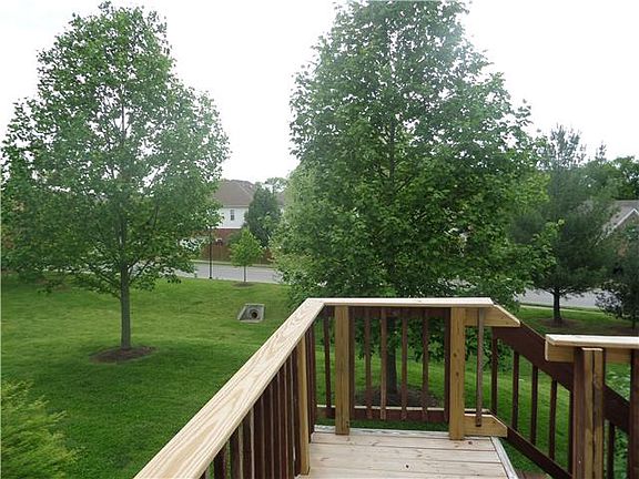 5th image of 649 Huffine Manor Cir