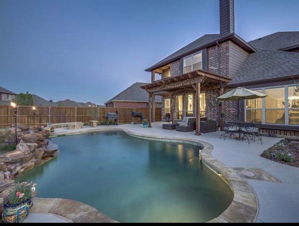 8229 Spitfire Trl, Aubrey, TX 76227 Zillow