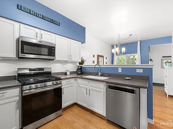 2nd image of 3239 Heather Glen Dr #3239