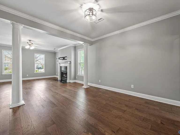 5104 Frankford Dr SE — Photo 13