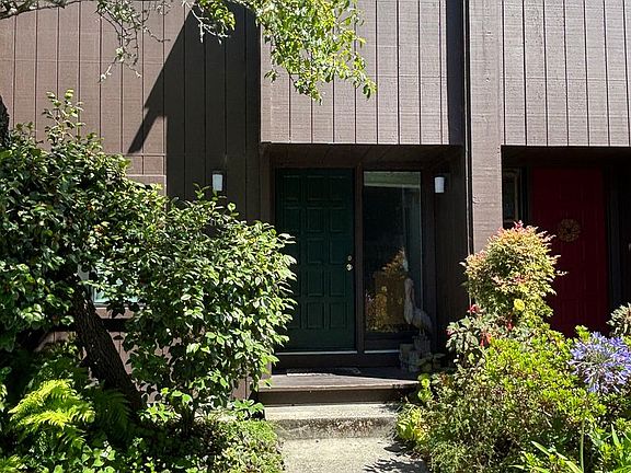2nd image of 110 Shelter Lagoon Dr