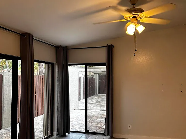 51 Meadows Dr — Photo 14