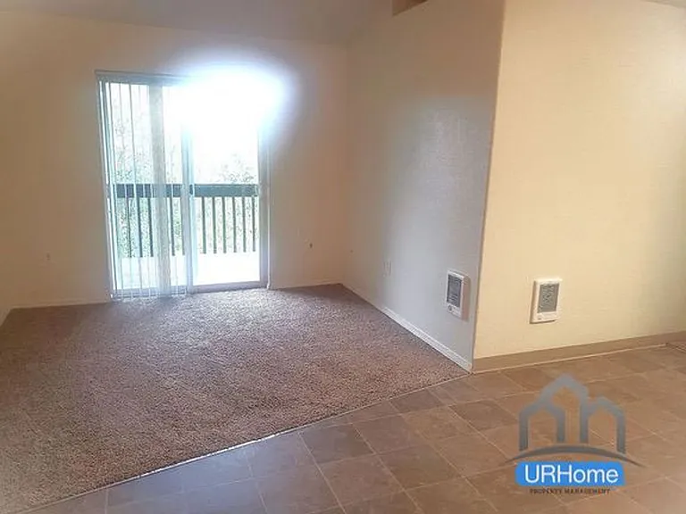 120 SE 143rd Ave — Photo 33