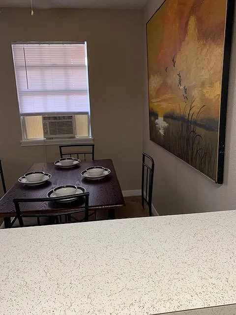 1 bed, 580 sqft, $825 — Photo 3