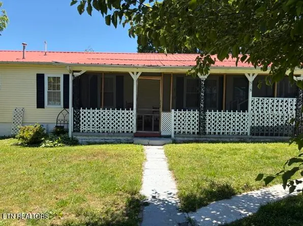 318 Offutt Spur Rd, Rocky Top, TN 37769