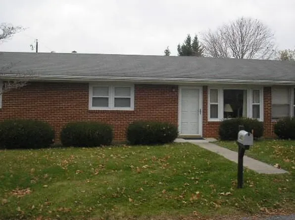 400 Houston St, Lexington, VA 24450