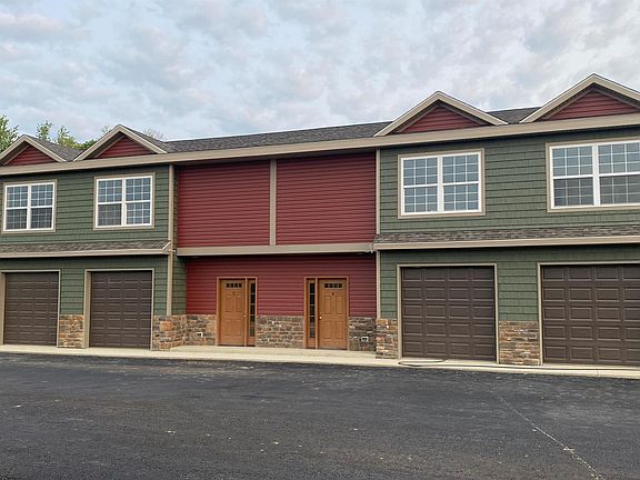 2nd image of 4602 Elizabeth Ln #6