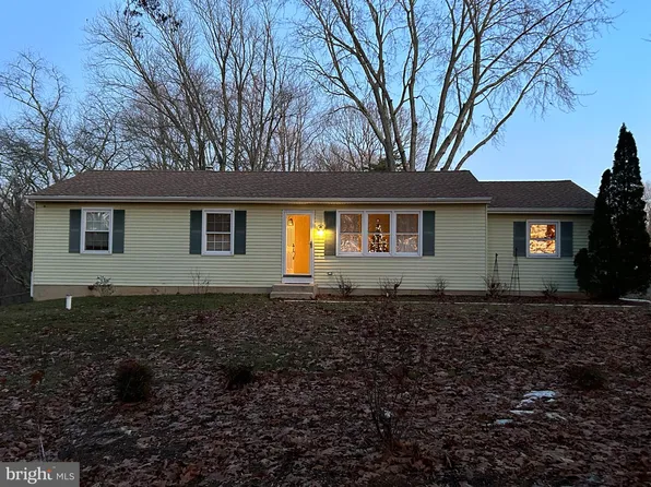 334 Tomlin Station Rd, Mullica Hill, NJ 08062