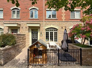 8 Brighton Pl #52, Vaughan, ON L4J 0E3