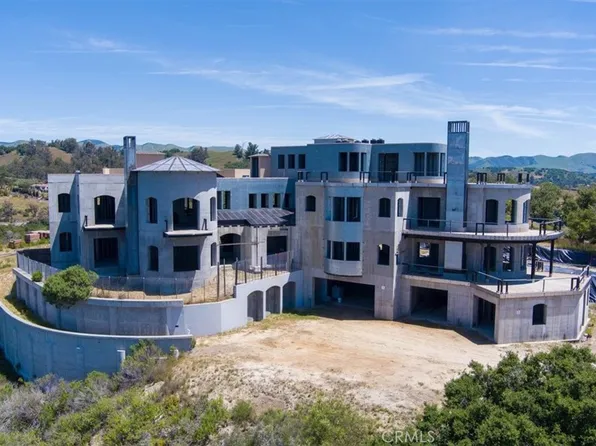 690 Hillside Ln, Arroyo Grande, CA 93420
