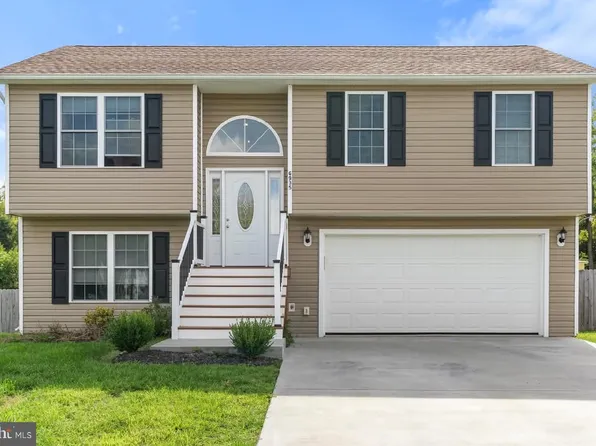 6935 Winchester Ave, Inwood, WV 25428