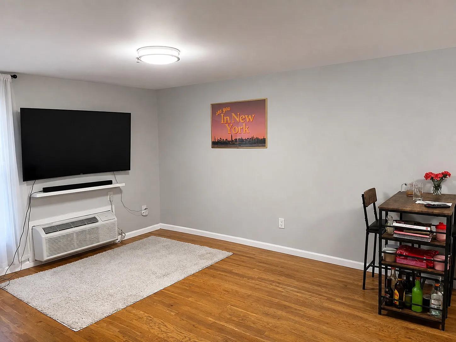 2 bed, 600 sqft, $3,100 — Photo 4