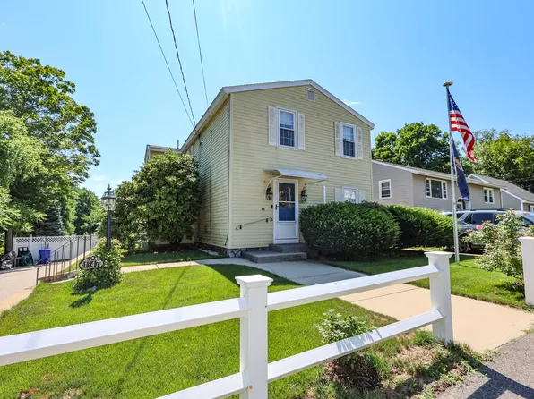 1347 Candia Road, Manchester, NH 03109