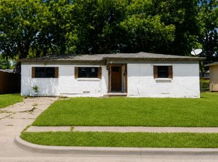 1417 Hillcrest St, Mesquite, TX 75149