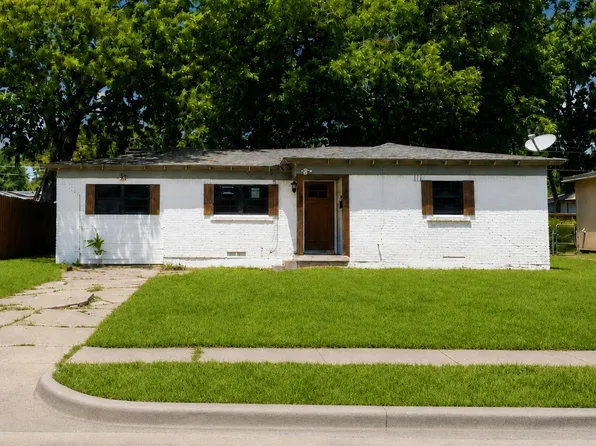 1417 Hillcrest St, Mesquite, TX 75149