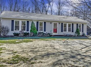 31 Frank Applegate Rd, Jackson, NJ 08527