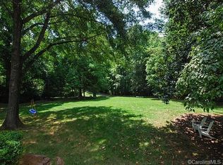 3719 Huckleberry Rd, Charlotte, NC 28210