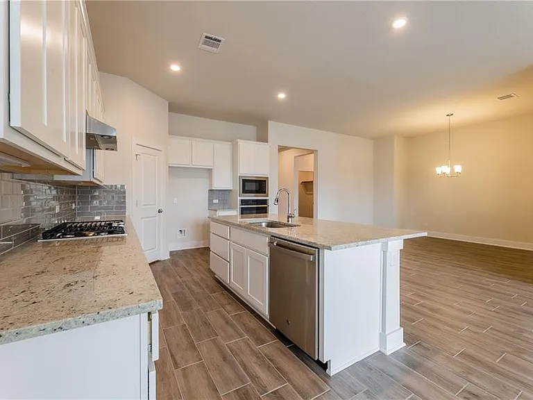 178 Brooks Ranch Dr — Photo 14