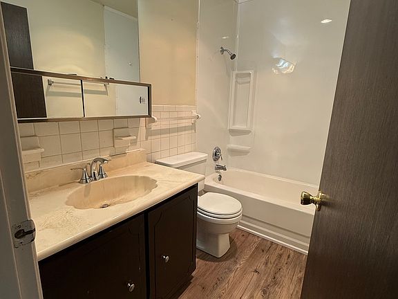 5th image of 5171 Green Trace Ln