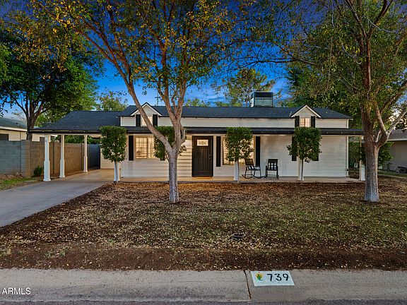 3rd image of 739 E BELMONT Avenue