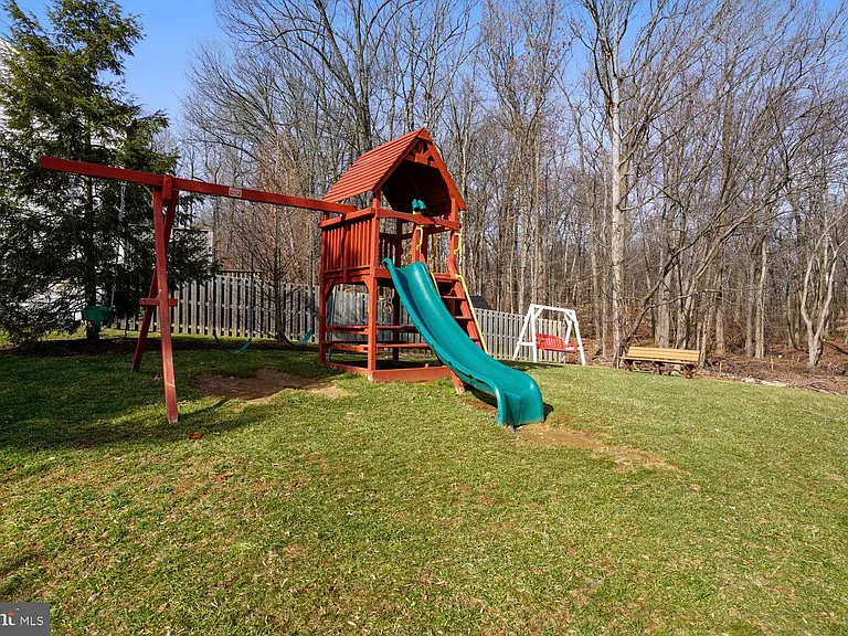 9457 Birdhouse Cir #40 — Photo 74