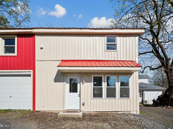 27 E Butler Ave #B, Chalfont, PA 18914