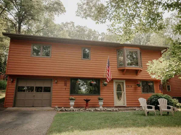 2016 N Benton Dr, Sauk Rapids, MN 56379
