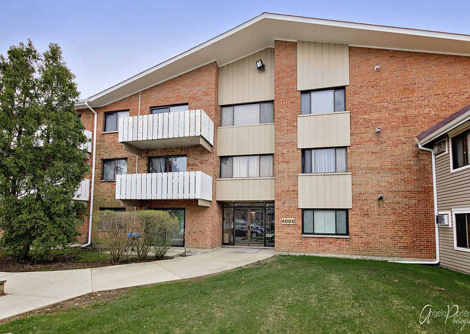 1st image of 4000 Bayside Dr Unit 312
