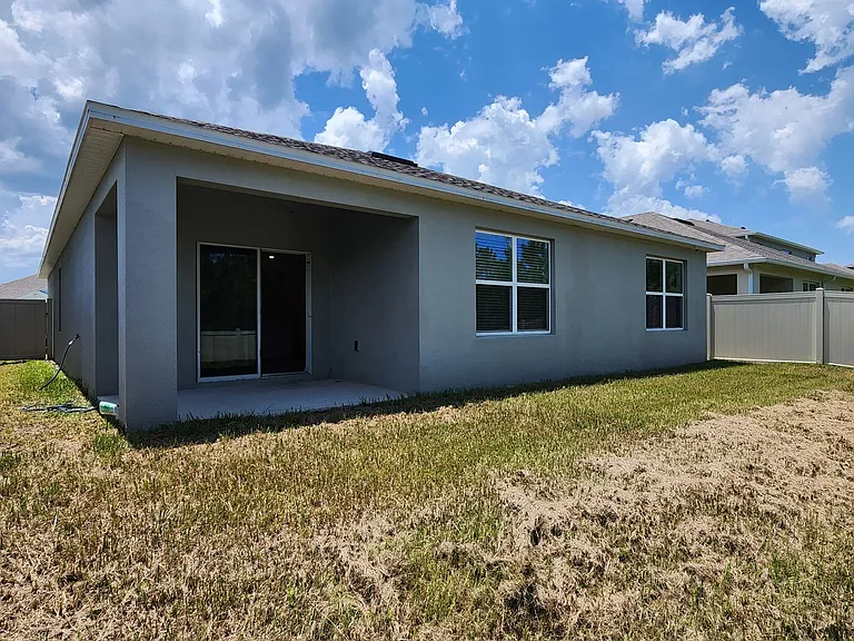 59 Melogold Dr — Photo 17