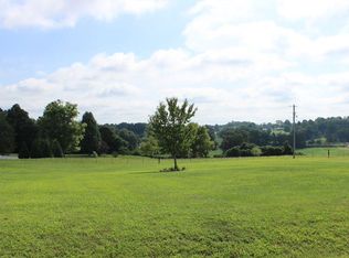 3909 Hilltop Dr, Cookeville, TN 38506