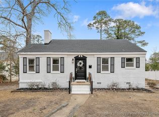800 Lewis St, Fayetteville, NC 28303