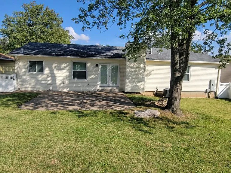 5147 Mild Dr — Photo 8