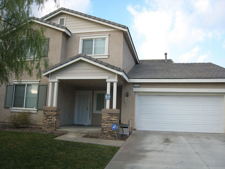 COMPLIMENTS OF PARK PLACE REAL ESTATE