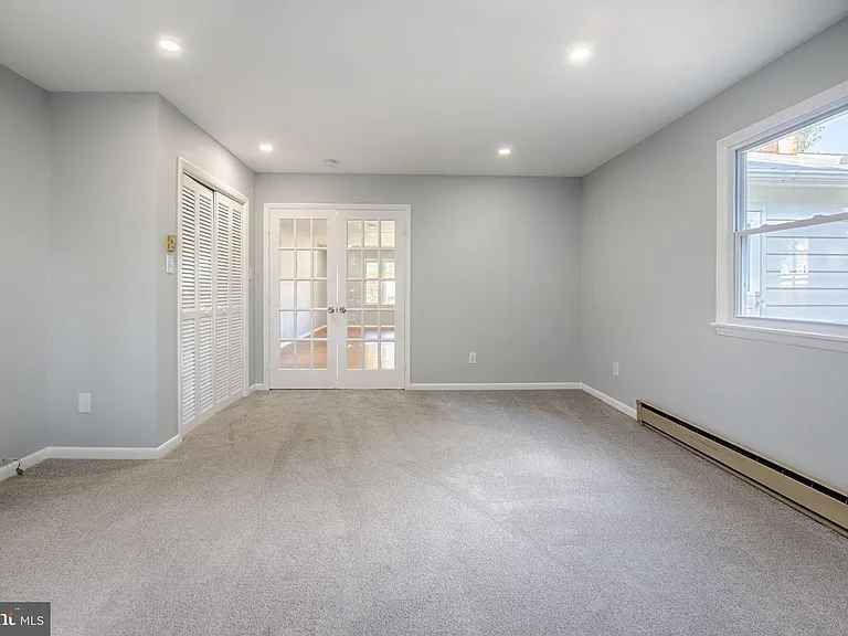 721 Bedford Rd — Photo 7