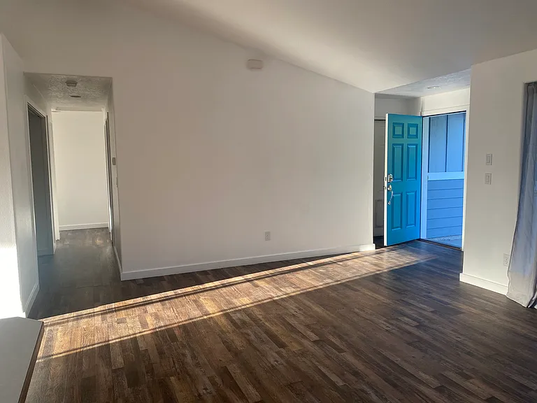 836 Fairmont Dr NE — Photo 13