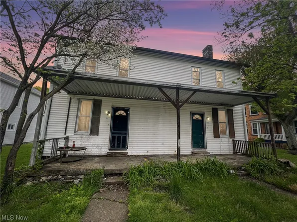 914 2nd Ave, New Cumberland, WV 26047