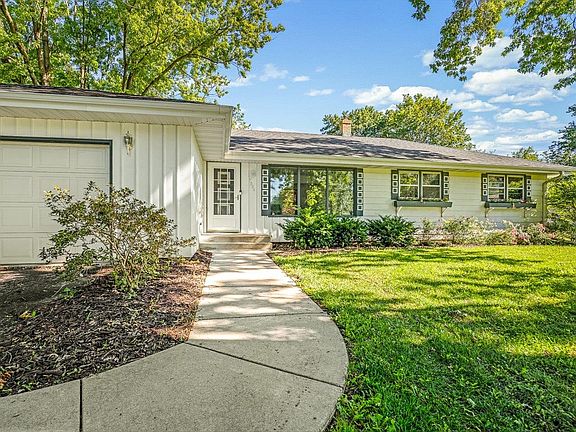 5th image of 7564 Ivory Ct