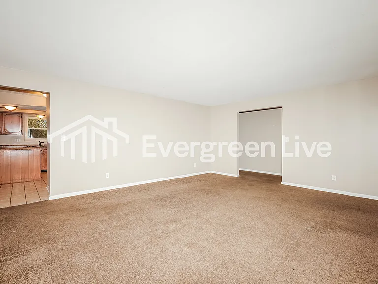 4571 Sylvan Oak Dr — Photo 4
