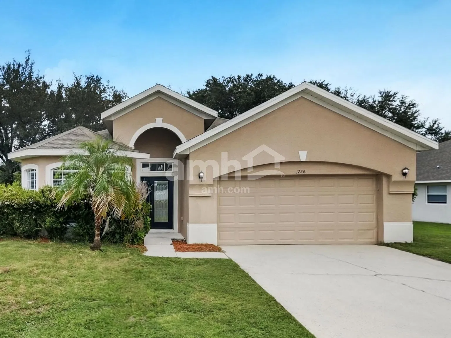 4 bed, 3.0 bath, 2123 sqft, $2,605 — Photo 1