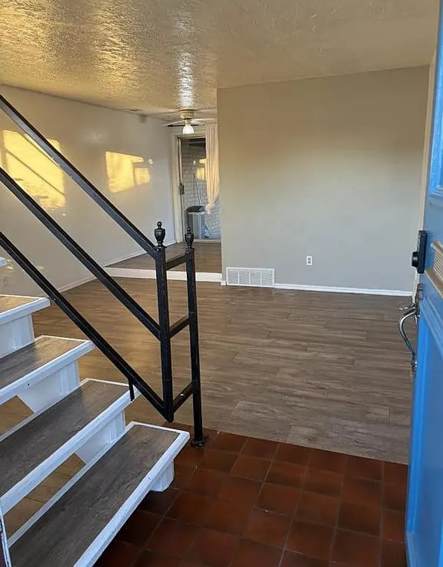 1 bed, 750 sqft, $1,100 — Photo 4