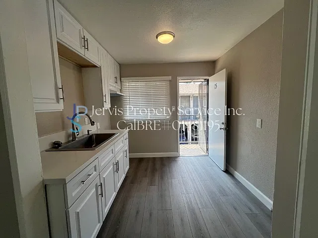 4500-4513-4515-4517 52nd Dr. & Pl - 15 — Photo 4